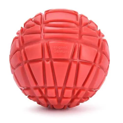 Produktbild: PowrX Faszienball – Ergonomischer Massageball mit variablem Winkel – Tiefenmassage bei Verspannungen – Noppenball für Rücken, Füße & Hände – Robuster Physioball aus Kunststoff – Rot