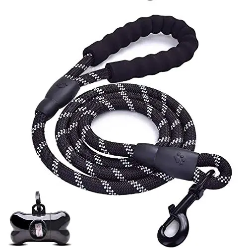 Produktbild: Premium Hundeleine - 5 FT Starke Hunde Trainingsleine mit Bequemen Gepolsterten Griff & Reflektierenden der Trainingsleine für Sicherheit eignet für Alle Größe Hunde (Black)