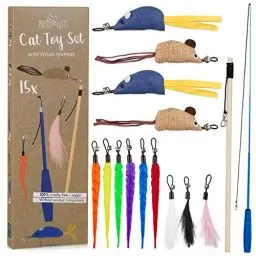 Produktbild: PRETTY KITTY Katzenspielzeug Set Vegan: Großes 15 Teile Katzen Spielzeug Set mit Katzenangel, Kunstfedern und Katzenminze Spielzeug Spielzeug Katze