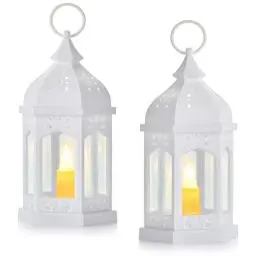 Produktbild: QHYK 2 Stück Kerzen Laternen, Vintage Dekorative Garten Laternen, Tischlaternen Con Windschutzscheibe, mit LED Kerzen, für Garten Terrasse Veranda Weihnachten Dekoration, Festive Light (Warmweiß)