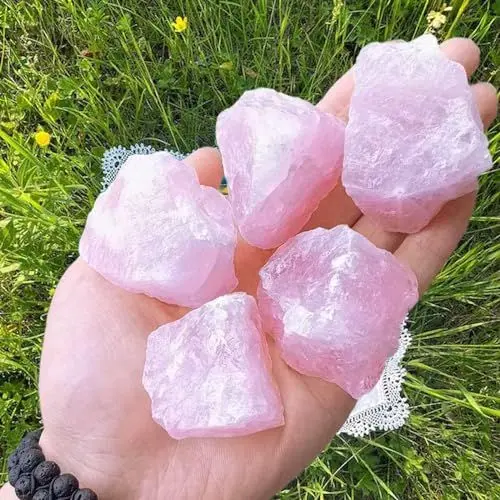 Produktbild: QINJIEJIE 100% Großes Rosenquarz Rohsteine Premium Wassersteine Kristalle Steine 4 Stück Natursteine Heilsteine set 4.5-5 cm
