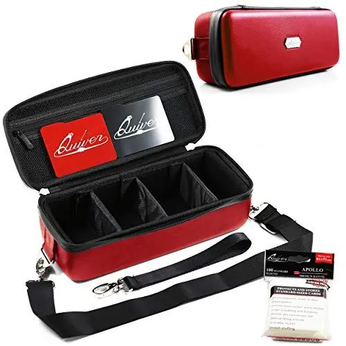 Produktbild: Quiver Time Rotes Bolt Karten-Trageetui - Kartenetui für Spielkarten, MTG-Karten-Aufbewahrungsbox (+ Hand- und Schulterriemen, Trennwände + 100 Apollo-Kartenhüllen)