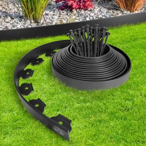 Produktbild: Rasenkante für den Außenbereich, 10 m, aus schwarzem Kunststoff, mit 30 Heringen – flexible Garteneinfassung, wetterfest, ideal für Wege und Beete – perfekt für Gartenmöbel, im Freien