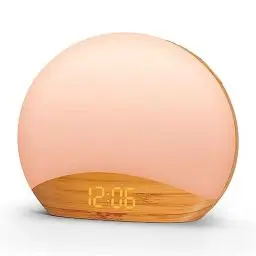 Produktbild: REACHER Holzmaserung Sunrise Licht Wecker Nachtlicht und Sound Maschine, Digital dimmbare Uhr für Schlafzimmer, 26 Schlaf Sounds, Weiße Geräusch Maschine für Baby, Erwachsene, Lichtwecker für Kinder