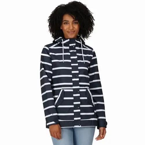 Produktbild: Regatta Bayla Damenjacke, wasserdicht und atmungsaktiv, mit 2 unteren Pach-Taschen und wasserabweisender Oberfläche, marineblau/weiß