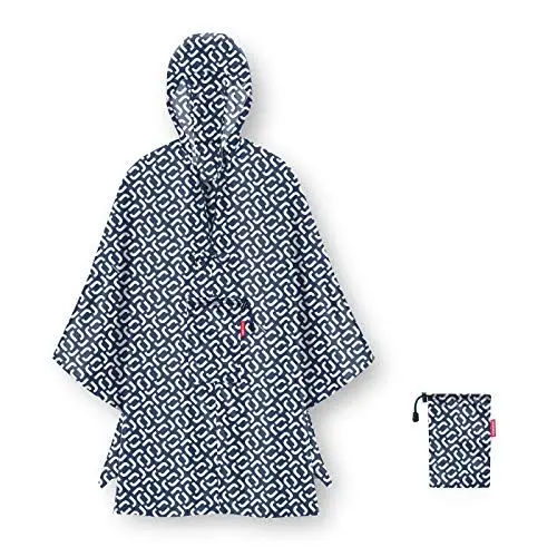 Produktbild: reisenthel mini maxi poncho in Signature Navy – Klein verpackter Regencape aus hochwertigem Polyestergewebe – Ansprechendes Design mit weiter Kragenöffnung