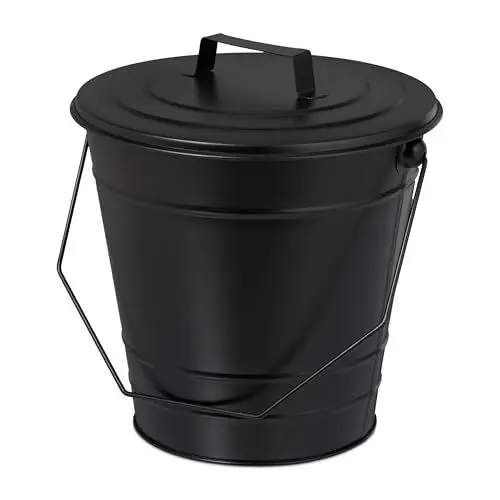 Produktbild: Relaxdays Ascheeimer mit Deckel, Henkel, 7 Liter, Eisen, Aschetonne für Kohle & Asche, Kamin, Ofen, Kohleeimer, schwarz