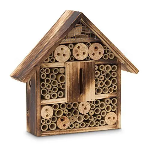 Produktbild: Relaxdays Insektenhotel gebrannt HBT 28,5 x 30 x 9 cm Bienenhotel aus Naturmaterialien als Unterschlupf für Käfer, Bienen und andere Insekten Insektenhaus aus Holz mit Spitzdach, natur