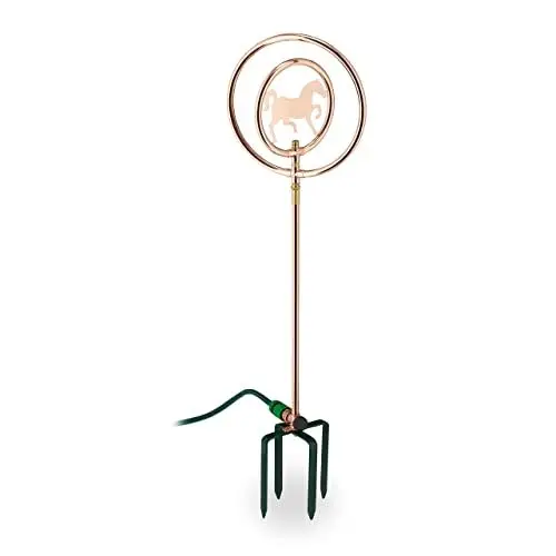 Produktbild: Relaxdays Wasserspiel Garten, Rasensprenger mit Pferde-Motiv, mit Erdspieß, 2 in 1, Sprinkler & Gartendeko, Kupfer/grün, 1 Stück