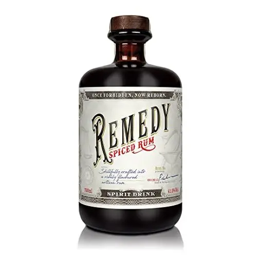 Produktbild: Remedy Spiced Rum I Gold Meiningers International Spirits Awards I Gold London Spirits Awards I Auf Basis 3 karibischer Rums I Feine Noten von Vanille, Orangenschale & Zimt I 41,5 % vol. I 1 x 0,7l