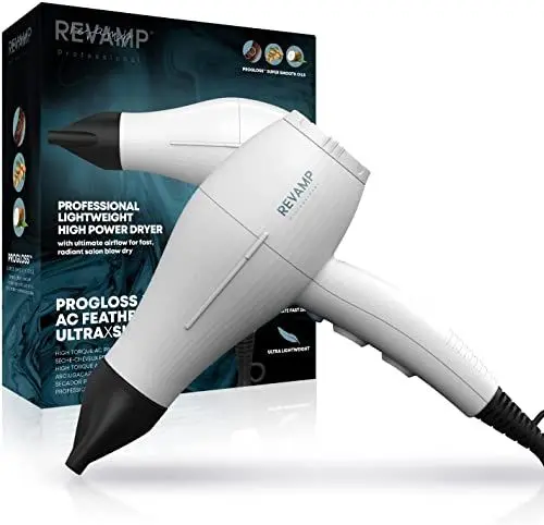Produktbild: REVAMP Progloss 3850 Featherlite UltraXShine Haartrockner - Leistungsstarker Luftstrom (161 km/h), 2300W für schnelleres Trocknen inkl. Diffusor, für weniger Frizz & glattere Haare - Amazon Exklusiv