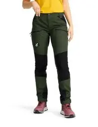 Produktbild: RevolutionRace Damen Nordwand Pro Pants, Hose zum Wandern und für viele Outdoor-Aktivitäten, Forest Green, L