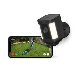 Produktbild: Ring Spotlight Kamera Plus Akku (Spotlight Cam Plus) | Überwachungskamera aussen mit WLAN, HD-Video, LED-Strahler, Nachtsicht, Bewegungserfassung & Sirene | Alexa-kompatible Sicherheitskamera
