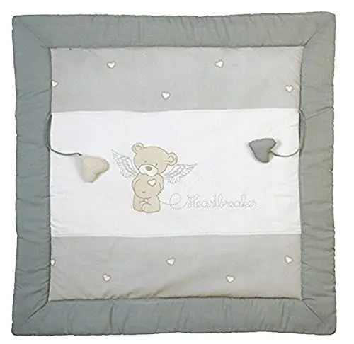 Produktbild: roba Krabbeldecke Heartbreaker - 100 x 100 cm - Spieldecke für Babys mit Bären Motiv - als Laufgittereinlage nutzbar - aus gepolsterter Baumwolle - inkl. Baby-Spielzeug