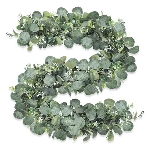 Produktbild: ROLLWAY 2 Stück Eukalyptus Girlande, Künstliche Girlande Pflanze 1,8m Hängend Grüne Blätter Deko mit Weiße Blumen Silberdollar Eukalyptusranke für Hintergrund Hochzeit Bogen Grün