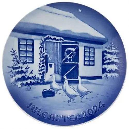 Produktbild: Royal Copenhagen Bing & Grøndahl Collectibles Weihnachtsteller 2024 Christmas in the Countryside, aus Porzellan hergestellt, Durchmesser: 18 cm, 1070759
