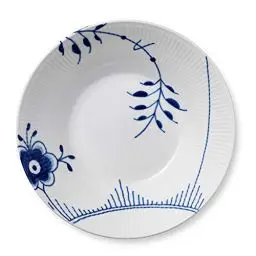 Produktbild: Royal Copenhagen Blue Fluted Mega Blau gerippter Suppenteller aus Porzellan gefertigt, Rund, 24cm 1016910
