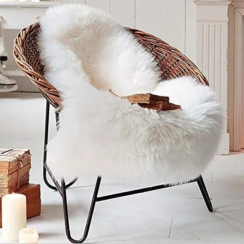 Produktbild: Ruedong Avnten Faux Lammfell Schaffell Teppich 60X90 cm, Kunstfell Dekofell Lammfellimitat Teppich Longhair Fell Nachahmung Wolle Bettvorleger Sofa Matte (Weiß)