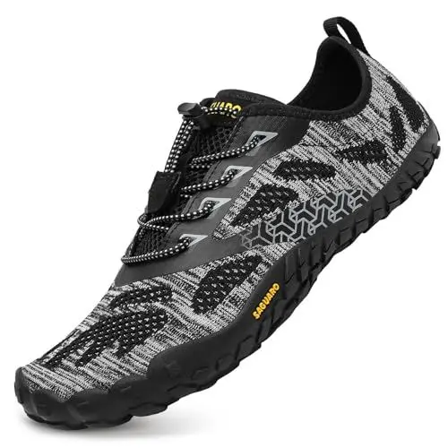 Produktbild: SAGUARO Barfußschuhe Herren Fitnessschuhe Damen Barfussschuhe Schnell Trocknend Traillaufschuhe rutschfest Unisex Aquaschuhe Atmungsaktiv Leicht Sommer Outdoor Wasserschuhe Hellschwarz 47 EU
