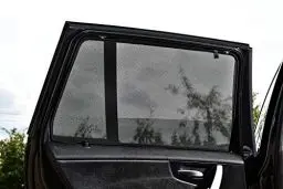 Produktbild: Satz Car Shades (Hintertüren) kompatibel mit Volkswagen Golf VII 5 türer 2013-2020 (2-teilig),Schwarz