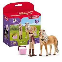 Produktbild: schleich HORSE CLUB | Pferdepflegerin mit Island Pony Stute 41431 | Set aus Pony, Pflegerin & Zubehör | tolles Geschenk für Mädchen und Jungen | Spielzeug ab 5 Jahren | 5 Teile | exklusiv bei Amazon
