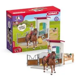 Produktbild: schleich 42710 Horse Box with Hannah & Cayenne, ab 5 Jahren, HORSE CLUB - Spielset, 25 Teile, exklusiv bei Amazon
