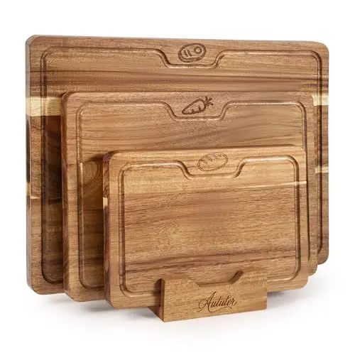 Produktbild: Schneidebrett Set aus Akazienholz – 3-teilig (40×30/33×24/26×18 cm) mit Saftrille, Griffmulde & Halter – Küchenbrett Holz für Fleisch, Gemüse & Brot