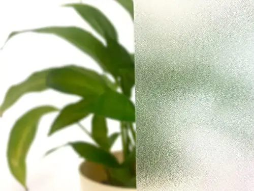 Produktbild: Selbstklebende transparente Folie FEINER Sand (122x100 cm)| Fensterfolie - Dekofolie Privatsphäre | Milchglasfolie Blickdicht Sichtschutzfolie für Zuhause und Büro