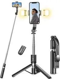 Produktbild: Selfie Stick Stativ mit 2 Fülllicht, 114cm Verbessertem Stabil Handy Stativ mit Abnehmbarer Fernbedienung, Stativ für Smartphone Kompatibel mit iPhone Samsung & Android Smartphones