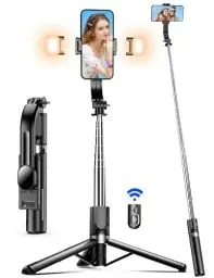 Produktbild: Selfie Stick mit Verbessertem Stativ, Selfie Stick Stativ mit 2 Fülllicht, Extra Langes 115cm Handy Stativs mit Abnehmbarer Fernbedienung, Kompatibel mit iPhone Samsung usw, Action-Kamera GoPro