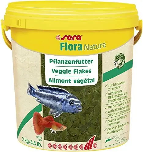 Produktbild: sera Flora Nature 10 L (2 kg) Pflanzenfutter aus Flocken mit ballaststoff- & carotinoidreichen Inhaltsstoffen, Flockenfutter fürs Aquarium, Fischfutter mit hoher Verwertbarkeit (somit weniger Algen)