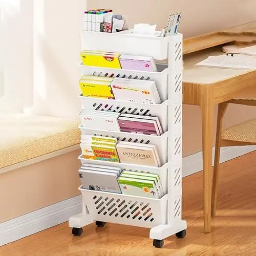 Produktbild: SESAMIS Kinder Bücherregal: Mobiles Bodenregal mit Rollen, 6 Schichten, Kunststoff Lagerungstrolley für Kinderzimmer - Herausnehmbares Bücherregal