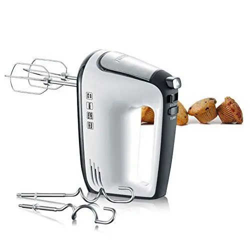 Produktbild: SEVERIN Handmixer, Handrührgerät mit 5 Geschwindigkeitsstufen, praktischer Handrührer mit 2 Edelstahl-Rührbesen und -Knethaken, 400 W, weiß-schwarz / Edelstahl, HM 3830