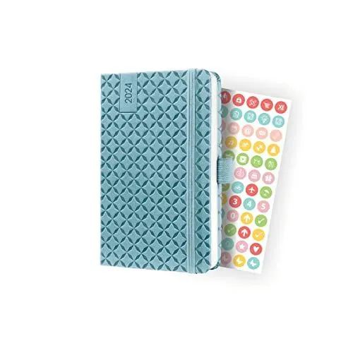 Produktbild: SIGEL J4112 Wochenkalender Jolie 2024, ca. A6, hellblau, Hardcover, Gummiband, Stiftschlaufe, Einstecktasche, 174 Seiten, aus nachhaltigem Papier, Terminplaner