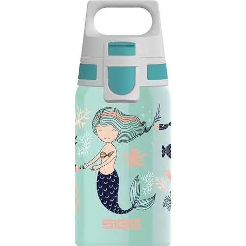 Produktbild: SIGG Shield One Atlantis Kinder Trinkflasche (0.5 L), Edelstahl Kinderflasche mit auslaufsicherem Deckel, einhändig bedienbare Wasserflasche