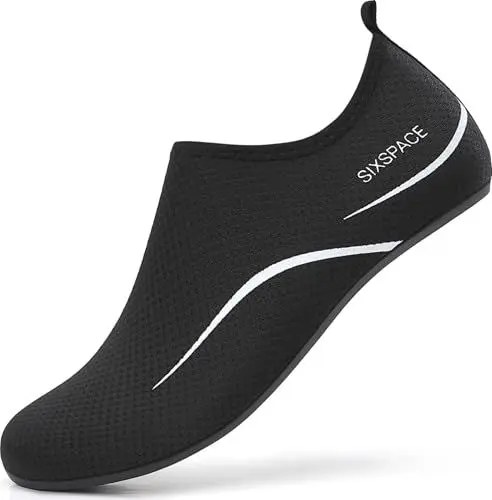 Produktbild: Sixspace Herren Damen Badeschuhe Wasserschuhe Aquaschuhe Strandschuhe Schnell Trocknend Slip on Breathable Schwimmschuhe Surfschuhe für Beach Pool Surfen Yoga Schwarz(Lieferantengröße 34 EU)