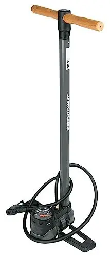 Produktbild: SKS GERMANY RENNKOMPRESSOR NXT Standpumpe (Luftpumpe für alle Ventilarten, Präzisionsmanometer, Metallrohr, Metallfuß, Holzgriff, max. Druck: 16 bar / 232 PSI), Schwarz
