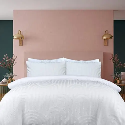 Produktbild: Sleepdown Geometrisch strukturierter getufteter Bogen weißer Bettbezug Steppdecke Kissenbezug Bettwäsche-Set, weich pflegeleicht – Einzelbett (135 x 200 cm)