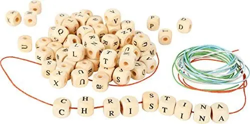 Produktbild: small foot Fädelspiel / Schmuck Bastel-Set, 300 Buchstaben-Perlen aus Holz mit Bändern zum Fädeln, ab 3 Jahren, 7553