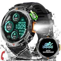Produktbild: Smartwatch Herren mit Telefonfunktion, 3ATM Wasserdicht Militär Smartwatch mit LED Taschenlampe, 1,45