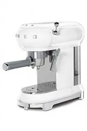 Produktbild: SMEG ECF01WHEU Kaffeevollautomat, Das Thermoblock-Heizungssystem Espresso-Kaffeemaschine ermöglicht einen schnellen Start und eine präzise Temperaturkontrolle für das Aufbrühen von Kaffee, Weiß