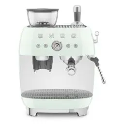 Produktbild: Smeg, EGF03PGEU, manuelle Espressomaschine, mit integrierter Kaffeemühle, Thermoblock, 4 Temperaturstufen, Dampfdüse und Druckmesser, 1-l-Tank, kompakte Größe, 1350 W, Creme, Pastellgrün