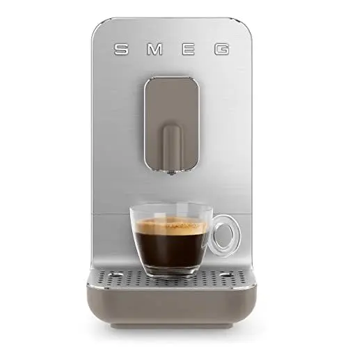 Produktbild: Smeg BCC01TPMEU Kompakte Kaffeevollautomat Taupe