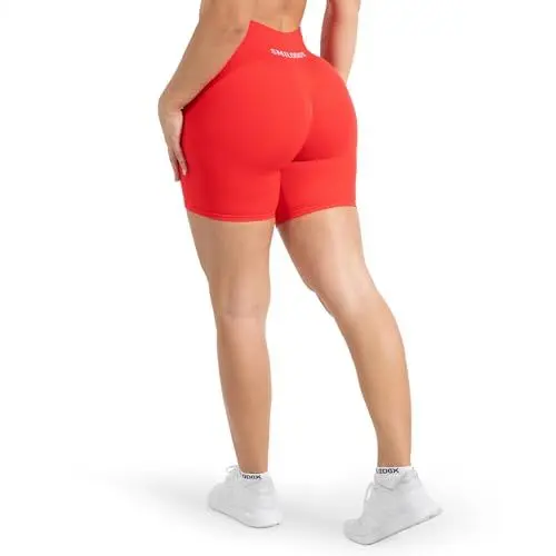 Produktbild: SMILODOX Shorts Leggings Damen Cetrina, Scrunch Radlerhose kurz, Shaped Fit Kurze Sporthose, Hotpants Booty Scrunch, elastischer Bund, angenehm auf der Haut