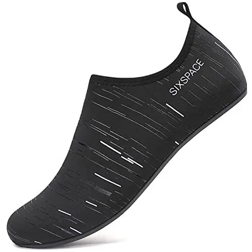 Produktbild: SMITWORLD Herren Badeschuhe Wasserschuhe Schnell Trocknend, Damen Barfuss Schuhe Schwimmschuhe für den Strand Pool Kajakfahren (Schwarz, 43 EU)