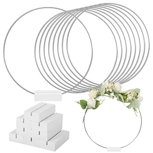 Produktbild: Sntieecr 10 Stück 25cm Metallringe mit Kartenständer aus Holz, Makramee Bastelreifen Silber Metallkranzring für Hochzeits Tisch-Tafelaufsätze, Wand und Weihnachten Dekoration