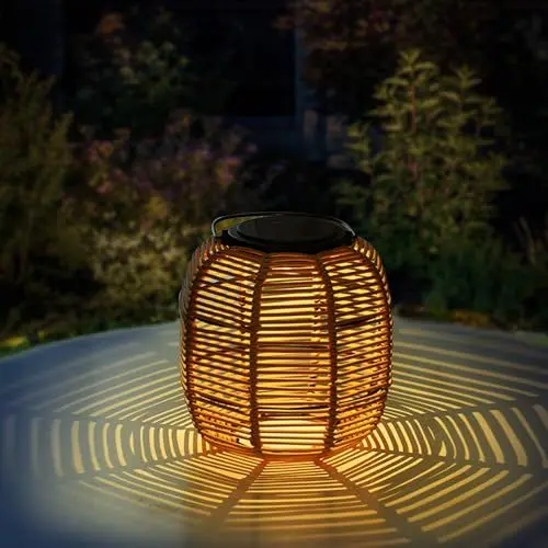 Produktbild: Solarlaterne für Außen Garten, Wetterfest Solar Rattan Laterne, Hängend/ Stehend Solarlampen, Solar Laternen für Balkon Terrasse Patio Tisch, Garten Deko