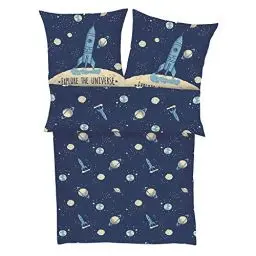 Produktbild: s.Oliver Kinderbettwäsche Universum 135x200 cm - 100% Baumwolle, praktischer Reißverschluss & maschinenwaschbar, Bettwäsche für Kinder Astronaut & Rakete 2tlg. blau