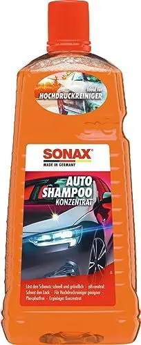 Produktbild: SONAX AutoShampoo Konzentrat (2 Liter) durchdringt und löst Schmutz gründlich, ohne Angreifen der Wachs-Schutzschicht | Art-Nr. 03145410