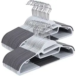 Produktbild: SONGMICS Kleiderbügel Kunststoff, 50er Set, Bügel mit U-förmiger Öffnung, platzsparend, 0,5 cm dick, 41,5 cm breit, um 360° drehbarer Haken, hellgrau-dunkelgrau CRP41G-50